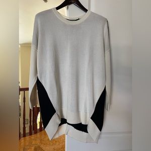 Two tone cotton sweater from Ralph Lauren. Dolman sleeves. EUC